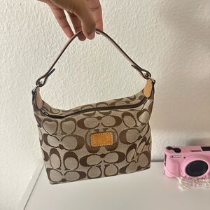 VINTAGE Y2K Coach Signature CANVAS Demi hobo HandBag in Brown 🤎
